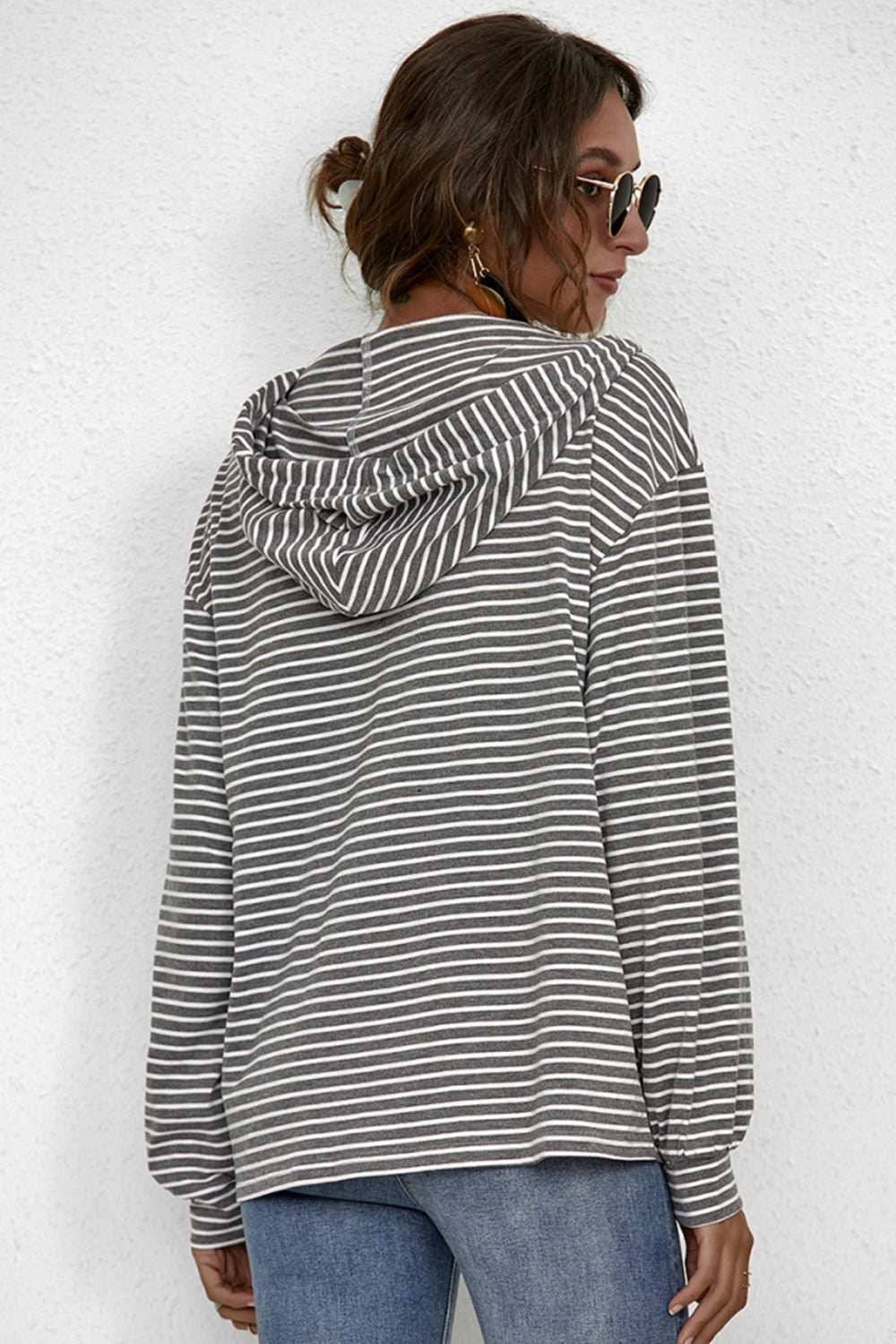 Creamtopmall Striped Hooded V-neck Sweater