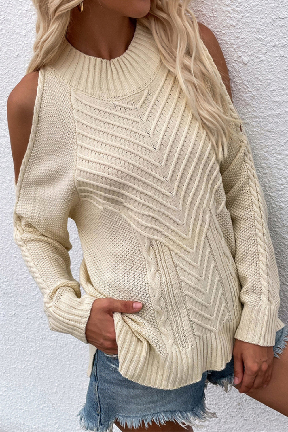 Creamtopmall Solid Color Knitted Round Neck Twisted Sweater