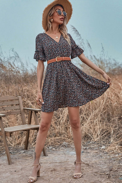 Creamtopmall Loose V-neck Floral Dress