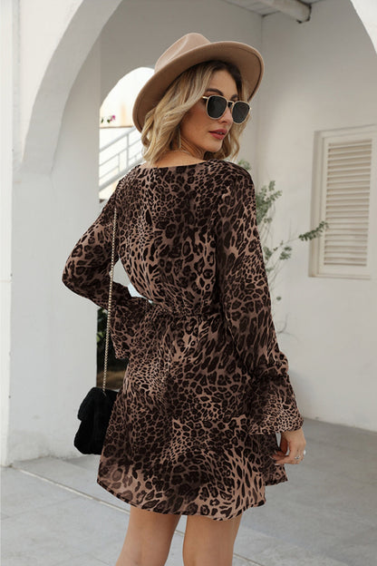 Creamtopmall V-neck Waist Long Sleeve Leopard Print Dress