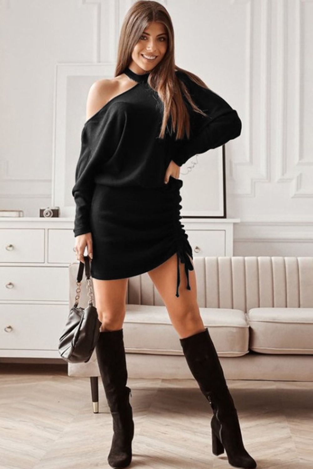 Creamtopmall Long Sleeved Off-Shoulder Drawstring Dress