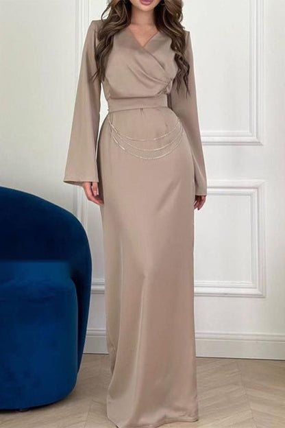 Creamtopmall Celebrities Elegant Solid Metal Accessories Decoration V Neck One Step Skirt Dresses