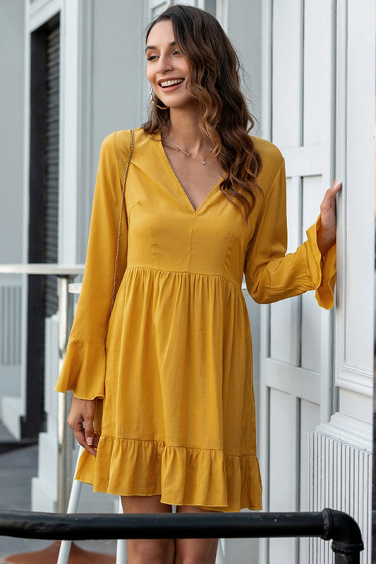 Creamtopmall Solid Color V-neck Flared Sleeve Dress