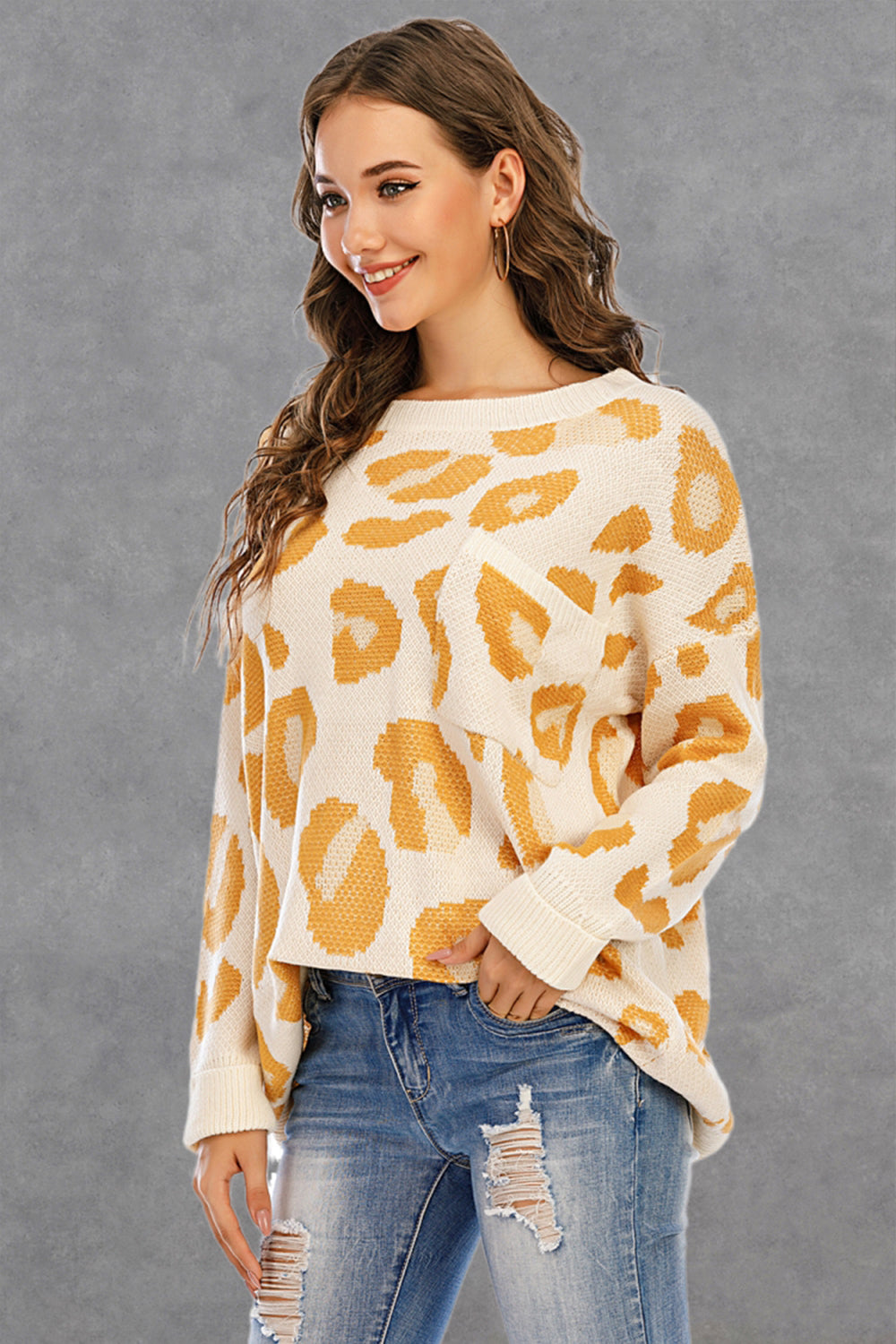 Creamtopmall Round Collar Leopard  Knitted Sweater