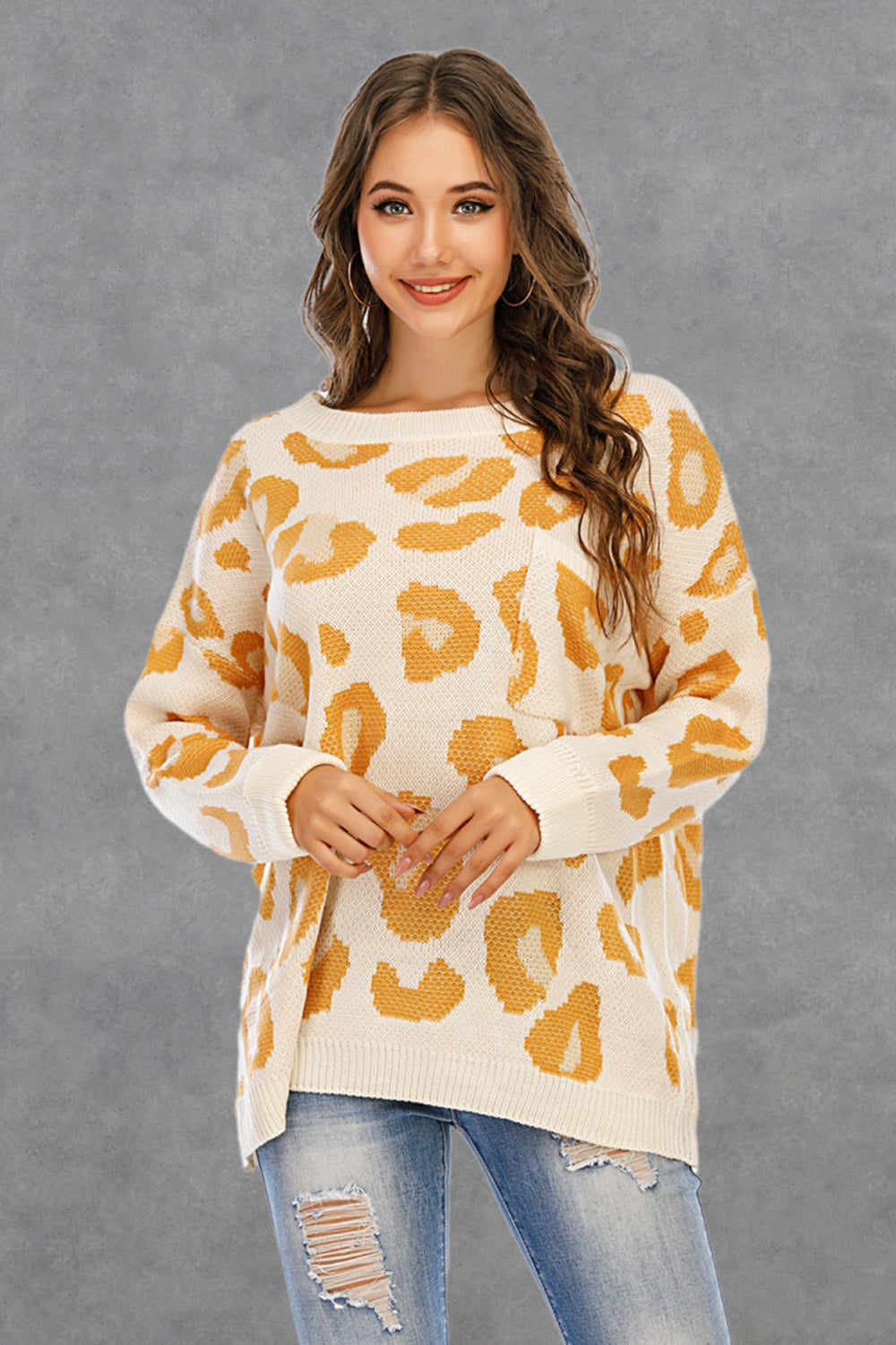 Creamtopmall Round Collar Leopard  Knitted Sweater