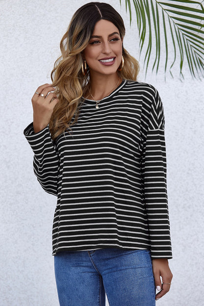 Creamtopmall Long-Sleeve Loose Round Neck Striped T-shirt