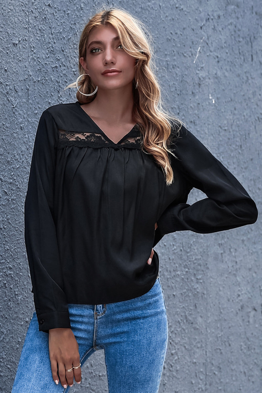 Creamtopmall Loose Hollow Out V-Neck Base Shirt