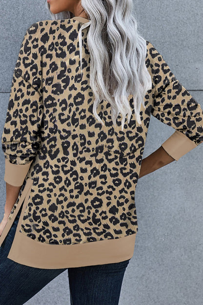 Creamtopmall Leopard Print Round Neck Hem Split Top