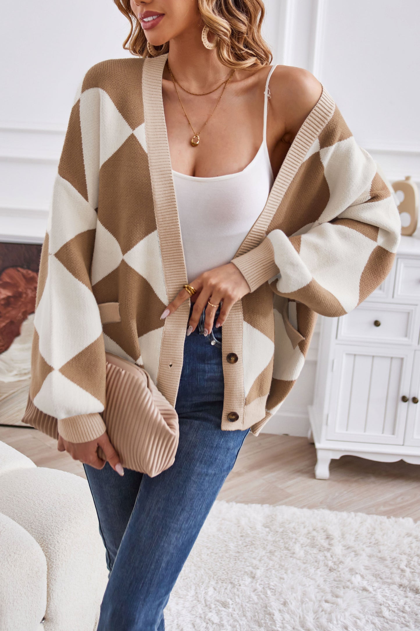 Creamtopmall V-neck geometric patchwork contrasting knitted cardigan