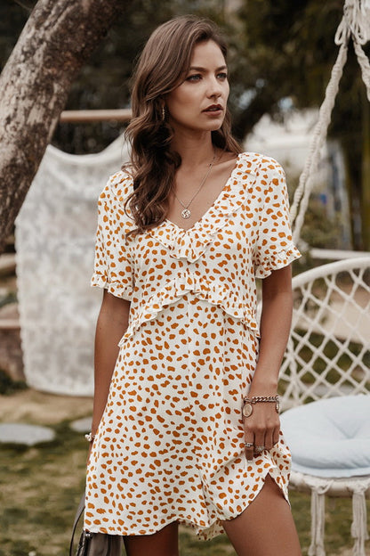 creamtopmall Irregular Dot Romper