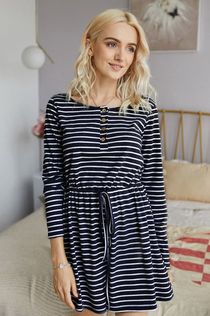 creamtopmall Striped Buttons Romper