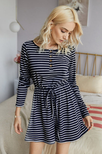 creamtopmall Striped Buttons Romper