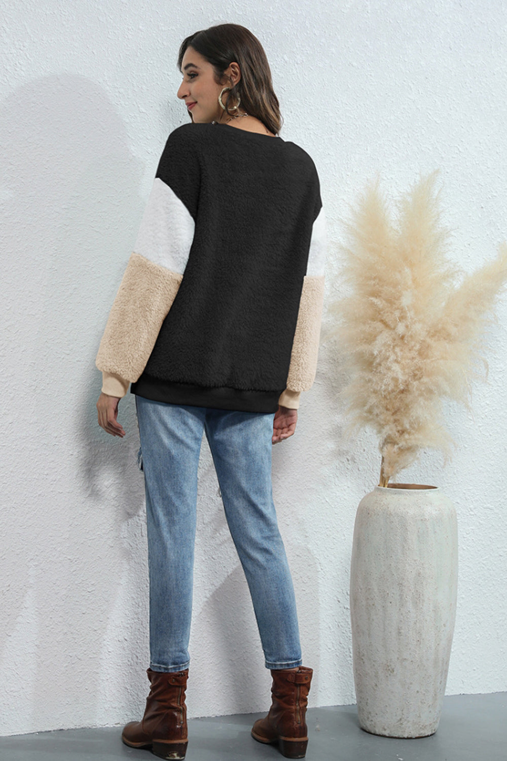 Creamtopmall Round Neck Three-Color Patchwork Sweater