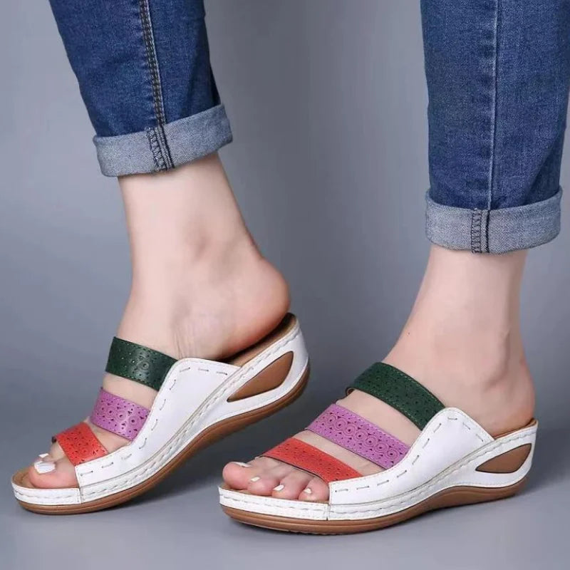 2023 New Women Sandals Slide Stitching Female Sandals Comfortable Flat Sandals Women Open Toe Beach Shoes Woman Footwear WSH4019