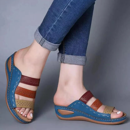 New Women Sandals Slide Stitching Female Sandals Comfortable Flat Sandals Women Open Toe Beach Shoes Woman Footwear WSH4019