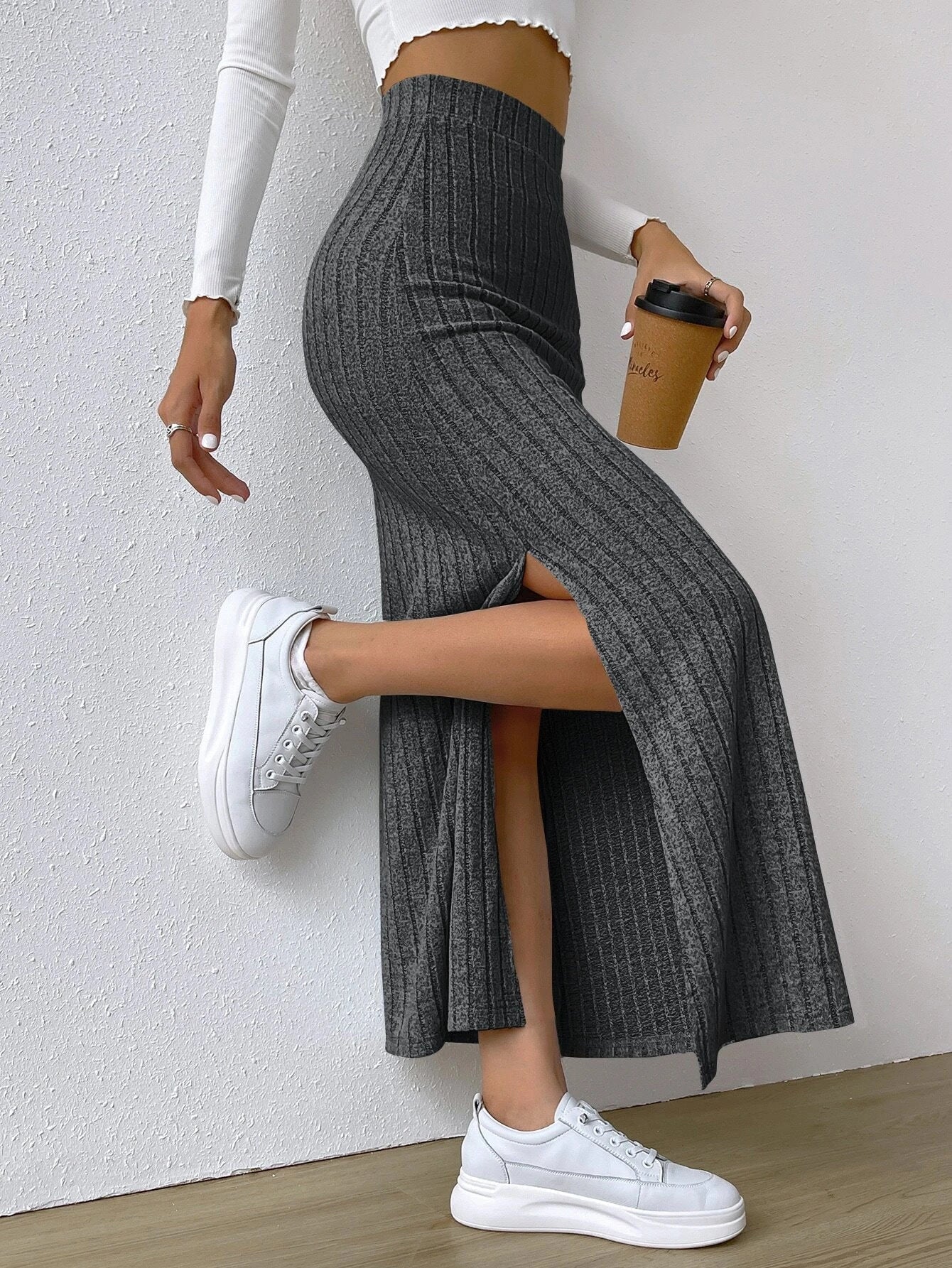 Creamtopmall CozyKnit High-waisted slim-fitting side slit knitted long skirt