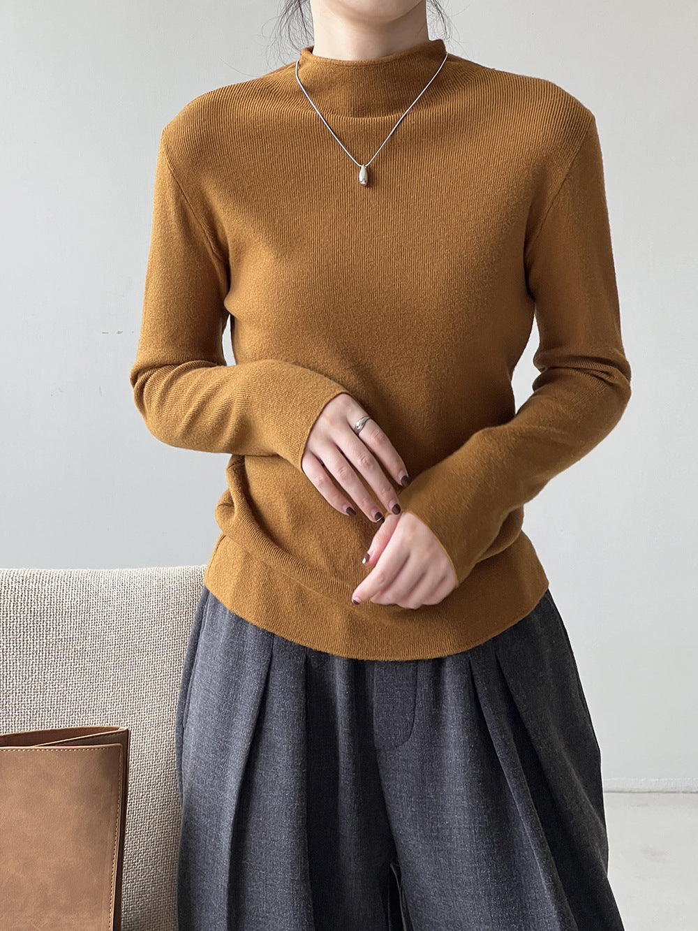 Creamtopmall Half turtleneck brushed soft touch sweater