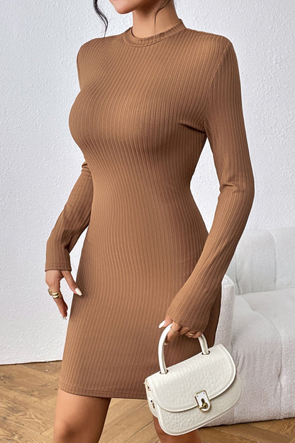 Creamtopmall Caramel backless long-sleeve slim knit dress