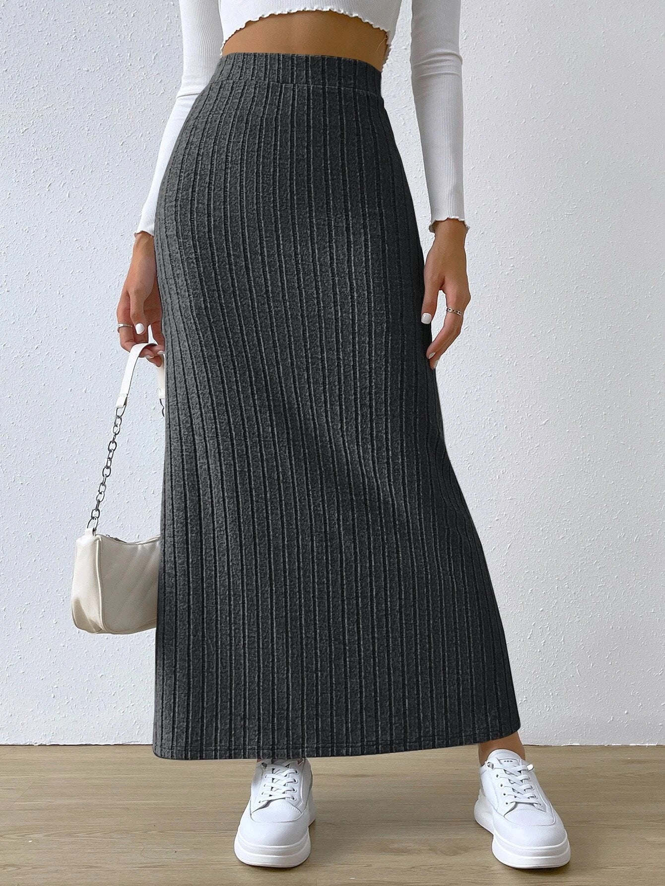 Creamtopmall CozyKnit High-waisted slim-fitting side slit knitted long skirt