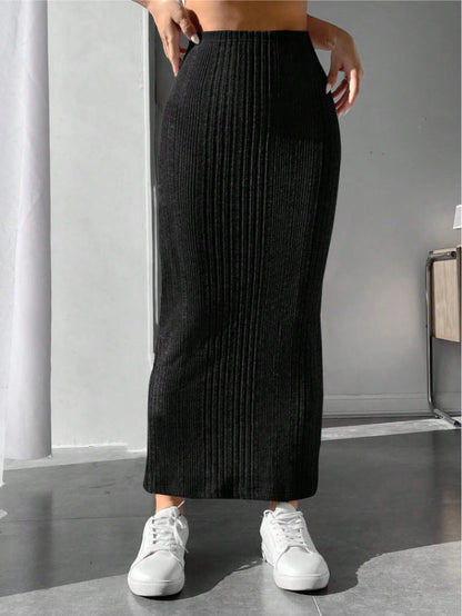 Creamtopmall CozyKnit Irregular stripes slim-fitting knitted skirt