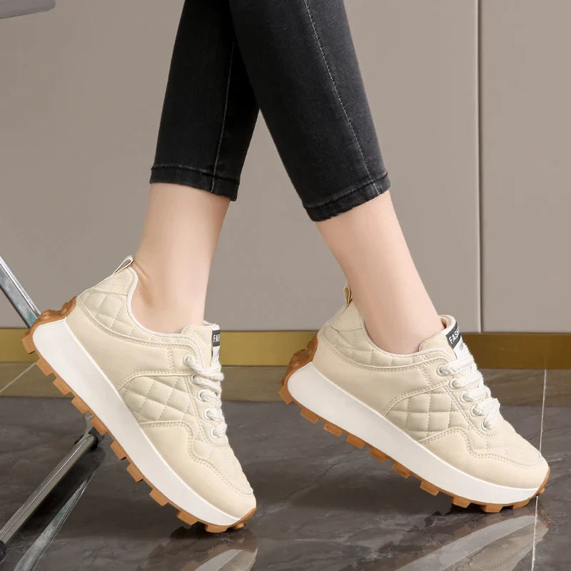 creamtopmall-2024  New Arrival Golf Shoes for Women Luxury Brand Casual Sport Golfing Sneakers Comfortable Girls Jogging Shoes