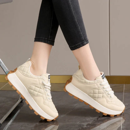 creamtopmall-2024  New Arrival Golf Shoes for Women Luxury Brand Casual Sport Golfing Sneakers Comfortable Girls Jogging Shoes