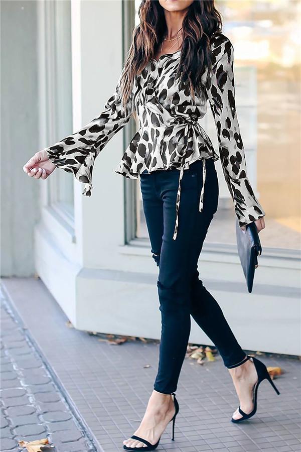 Creamtopmall Leopard Flare Sleeve Top