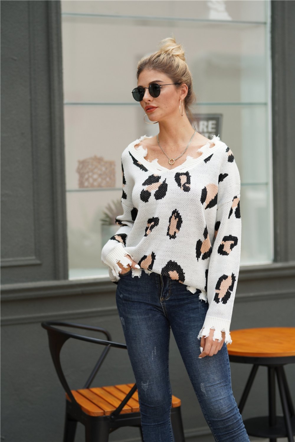 Creamtopmall Leopard Frayed Hem Loose Sweater