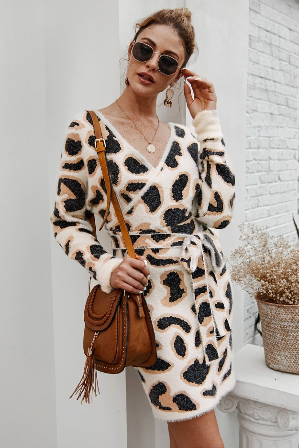 Creamtopmall Leopard Long-sleeved Belt Short Dress