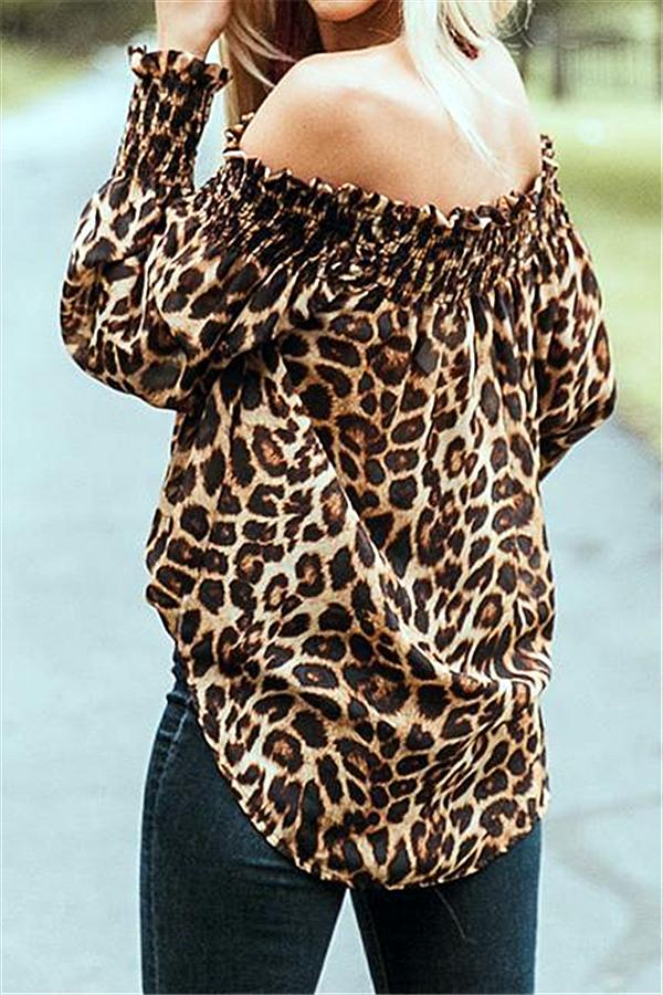 Creamtopmall Off The Shoulder Leopard Loose Tee